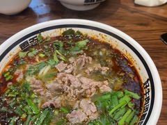 -霸舌生滚牛肉米粉(天生街道店)