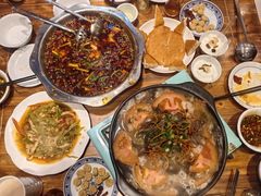 -乡土特色.冷锅鱼.牦牛肉汤锅