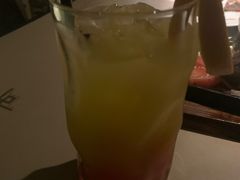 -穹六人间 people 6(岳阳路店)
