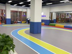 -米高蓝斯克国际轮滑中心(中铁建店)