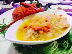 点击看大图 -中茵皇冠假日酒店·宴会厅
