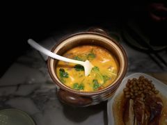 -蝴蝶里·粤菜·点心(滨江龙湖店)