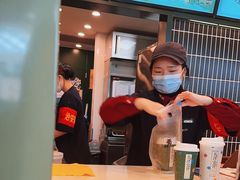 -茶理宜世(广州南站（站内）3楼B17检票口店)
