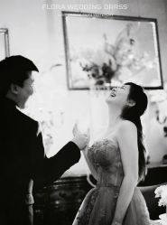 -Flora婚纱礼服定制租赁店