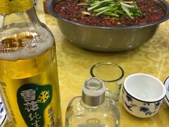 -乡土特色.冷锅鱼.牦牛肉汤锅