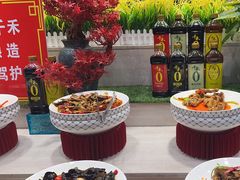 -新艺自助美食城(中山路店)