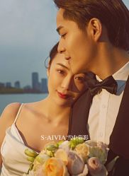 -雪中彩影婚纱摄影·微光艺术中心