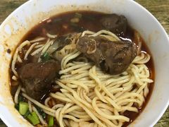 腱子牛肉面-易毛特色牛肉面(解放碑步行街店)