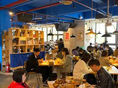 大堂-无届青年餐馆(熙街店)