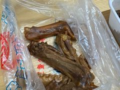 -老鼎万春卤菜(五代传承创始老店)