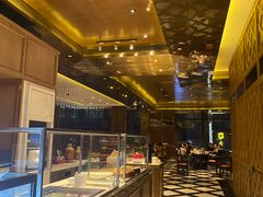 面包甜点陈列柜-君悦酒店·乐厨·高空自助餐(青年大街店)