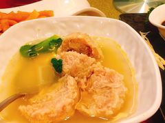 -新镇江酒家(南京西路店)