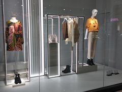 -ZARA(凯德乐峰广场店)