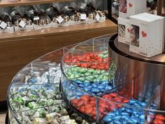 -Laderach 莱德拉(上海环贸iapm店)