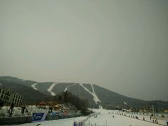 -亚布力新体委滑雪场