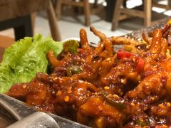 火辣鸡爪-冰川冷面·延边菜·炭烤串(观前店)