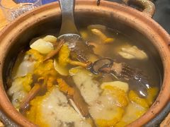 -一坐一忘云南菜(嘉里中心店)