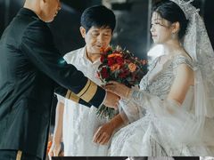 -臻爱婚礼嫁衣美妆