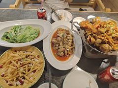 -南海底小海鲜·湘菜(鲁巷吴家湾店)