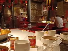 -小龙翻大江文化火锅(宽窄店)
