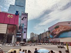 -黄兴南路步行商业街