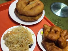 -蒙亨·手把肉·蒙古包文化主题餐厅(天恒广场店)