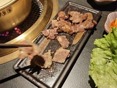-铭牛烧肉·和牛海鲜自助(高新月牙湖店)