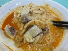 -亚王咖喱鸡米粉面