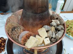 -一口猪海鲜浑锅·东北家常菜