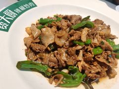 -费大厨辣椒炒肉(黄兴中心广场店)