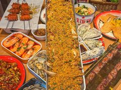 -华府九号海鲜烧烤大排档(龙域店)