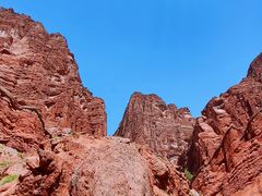 -天山神秘大峡谷