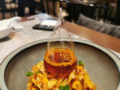 敲糖棒棒鸡-渔语鱼新川菜Bistro(万象天地店)