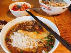 -矮子粉店1985·长沙米粉(湘春路店)