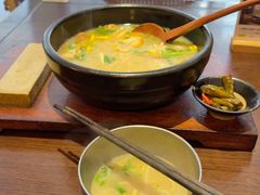 -银米·云南传统过桥米线(双廊黑金冠店)
