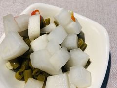 -丽丽三鲜螺蛳粉(田林路店)