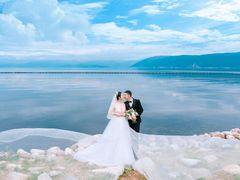 -爱我旅拍婚纱摄影(大理店)