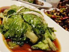 素炒生菜-小河公主秘制烤羊腿(小绿谷店)