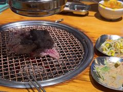 -唯成•韩国炭火烤肉 유성고기