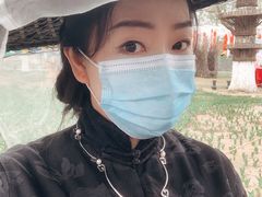 -翩若国风汉服体验馆