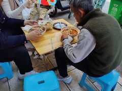 -文山荷鲜居(翠湖店)