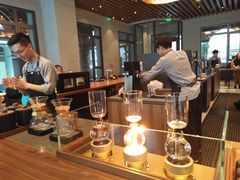 -星巴克臻选(北京前门大街店)