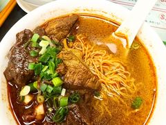咖喱牛腩面-牛记咖喱美食(十月初五日街店)