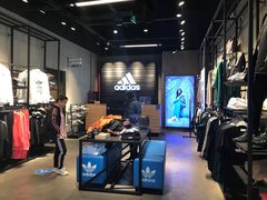 -adidas(印象城购物中心店)