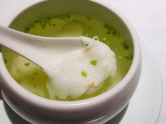 酸辣乌鱼蛋汤-悦融琥珀·京鲁菜·海味珍品(西单店)