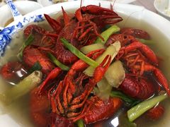 魏四龙虾-魏四小鱼锅贴王