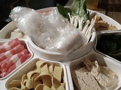 -鸡遇虾煲干锅火锅(小寨金莎店)