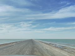 -东台吉乃尔湖