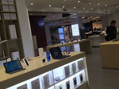 -华为授权体验店(中山公园来福士)