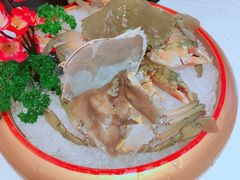 -鲜入围煮花胶鸡海鲜火锅